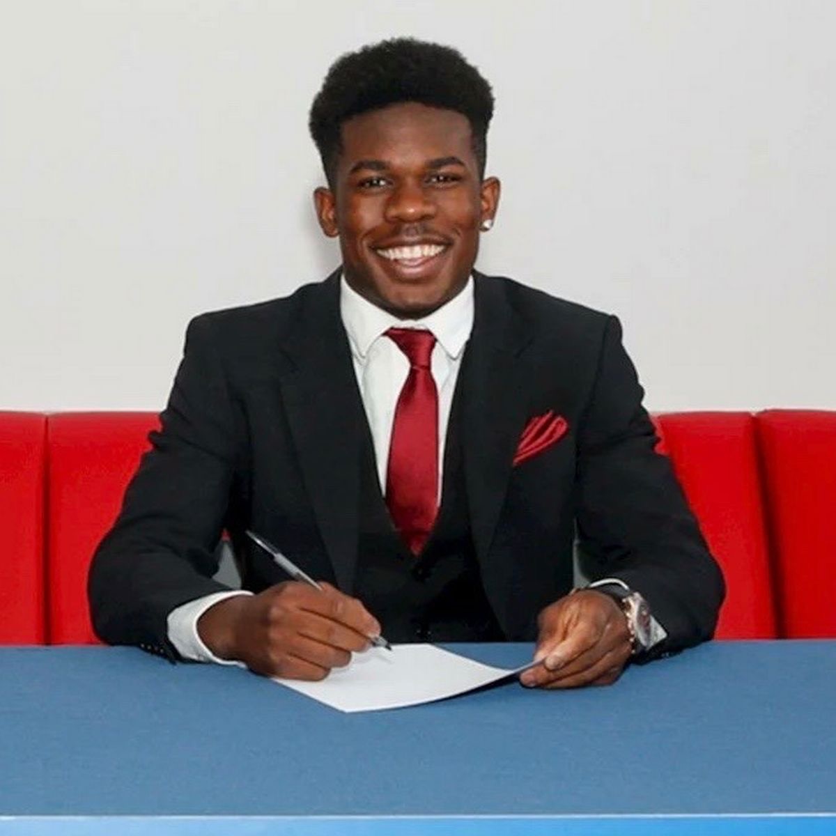 “Nigeria Before England” – New Arsenal Signing Akinola Hints At His International Future