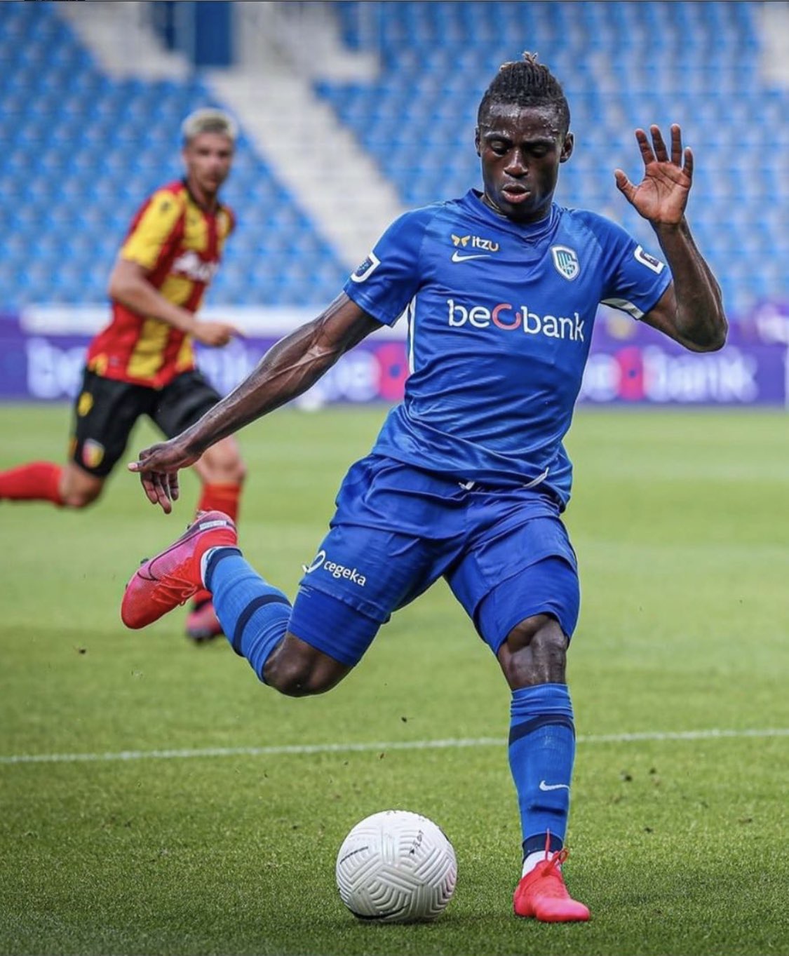 Stephen Odey Arrives France For Guingamp Medicals Ahead Of Loan Move