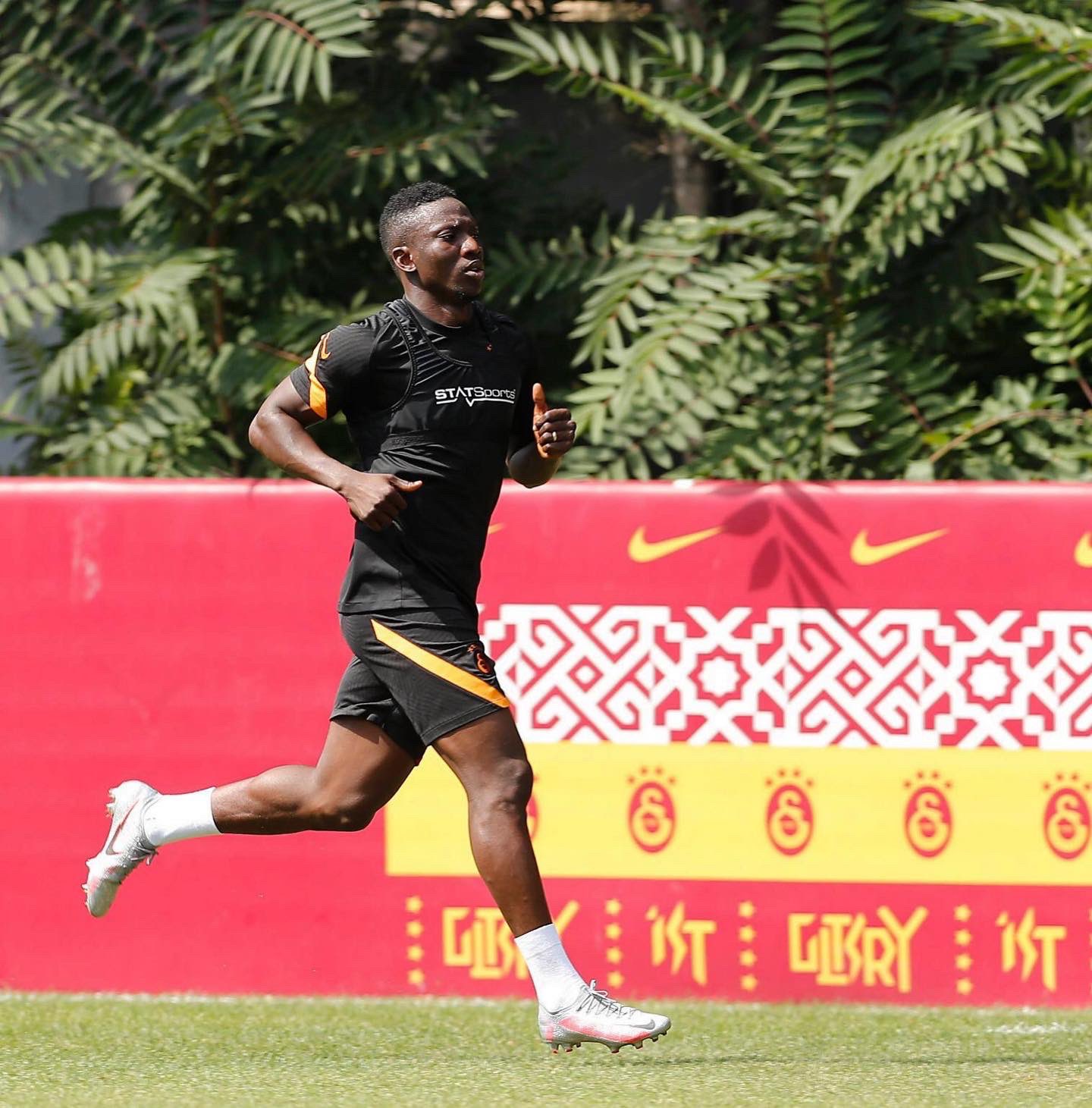 Etebo Out Of Super Eagles Friendly Games, Rohr Shuns Replacing Him