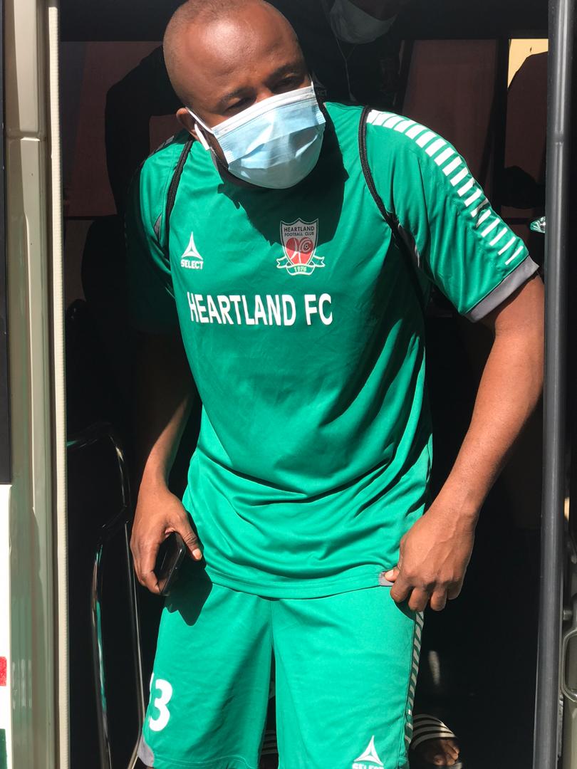 Fans Mock Super Eagles Goalkeeper Ezenwa For Conceding Cheap Goals As Heartland Slump To Defeat