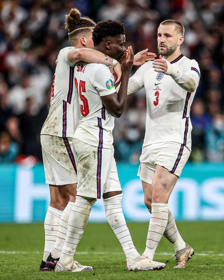 “Go Back To Nigeria“ – Fans Of England National Team Blast Saka For Missing Penalty Against Italy