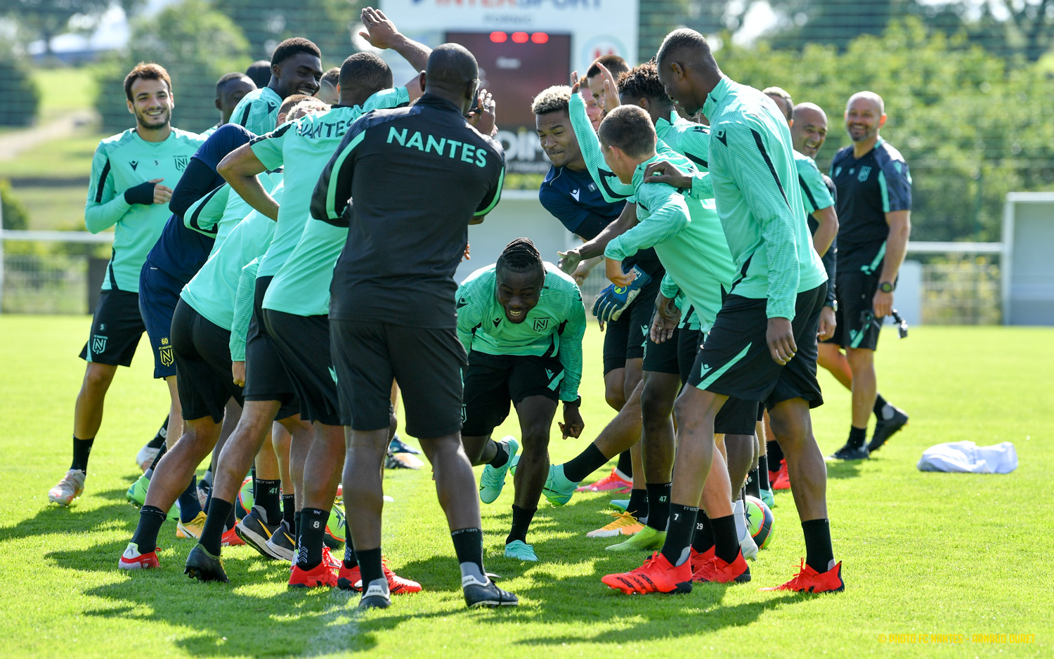 Please Don’t Go – Fans Of Nantes Beg Moses Simon Not To Leave Amidst Talks Of Interest From Marseille