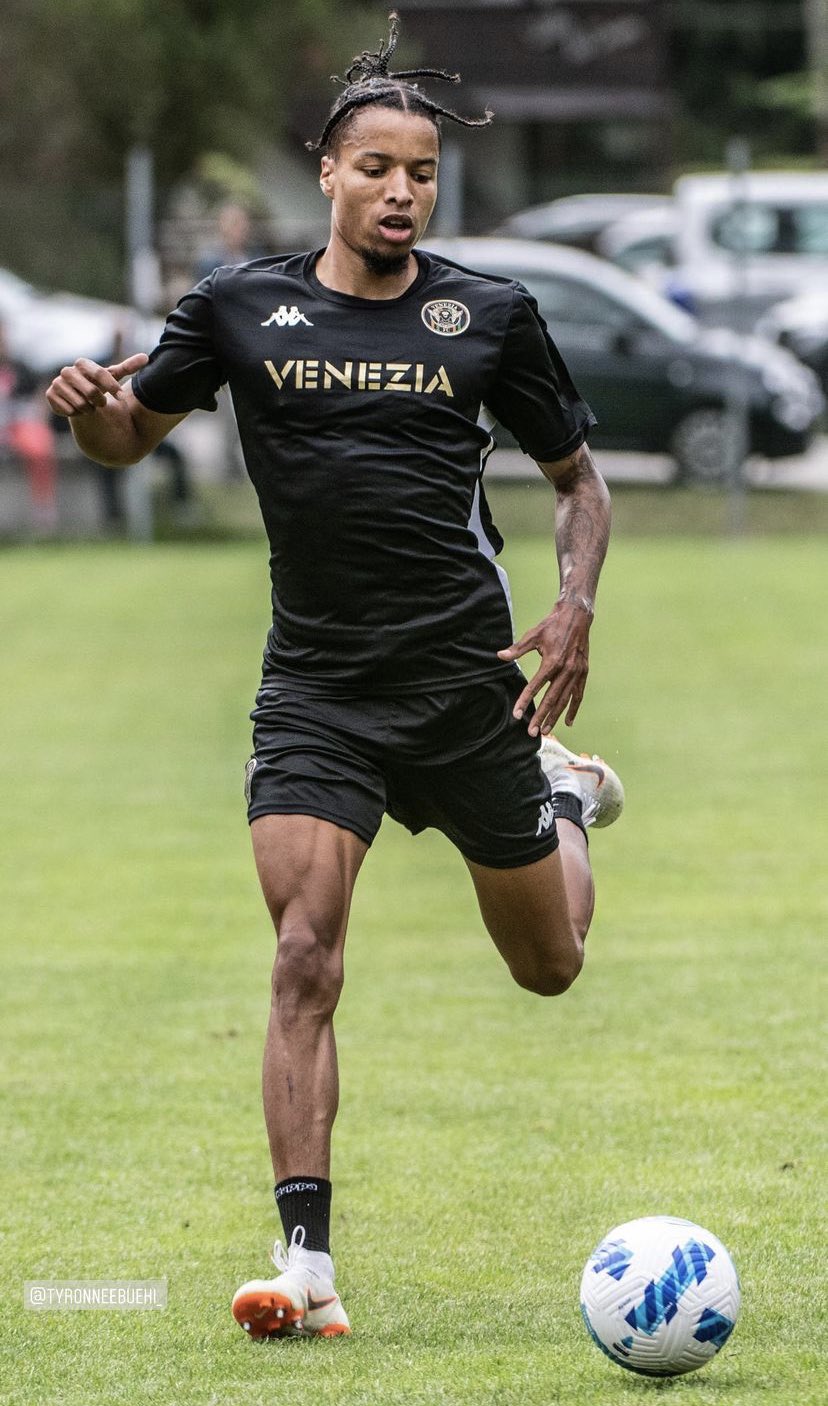 Ebuehi Scores Decisive Spot Kick In Shoot Out To Ease Venezia Passage To Next Round Of Coppa Italia