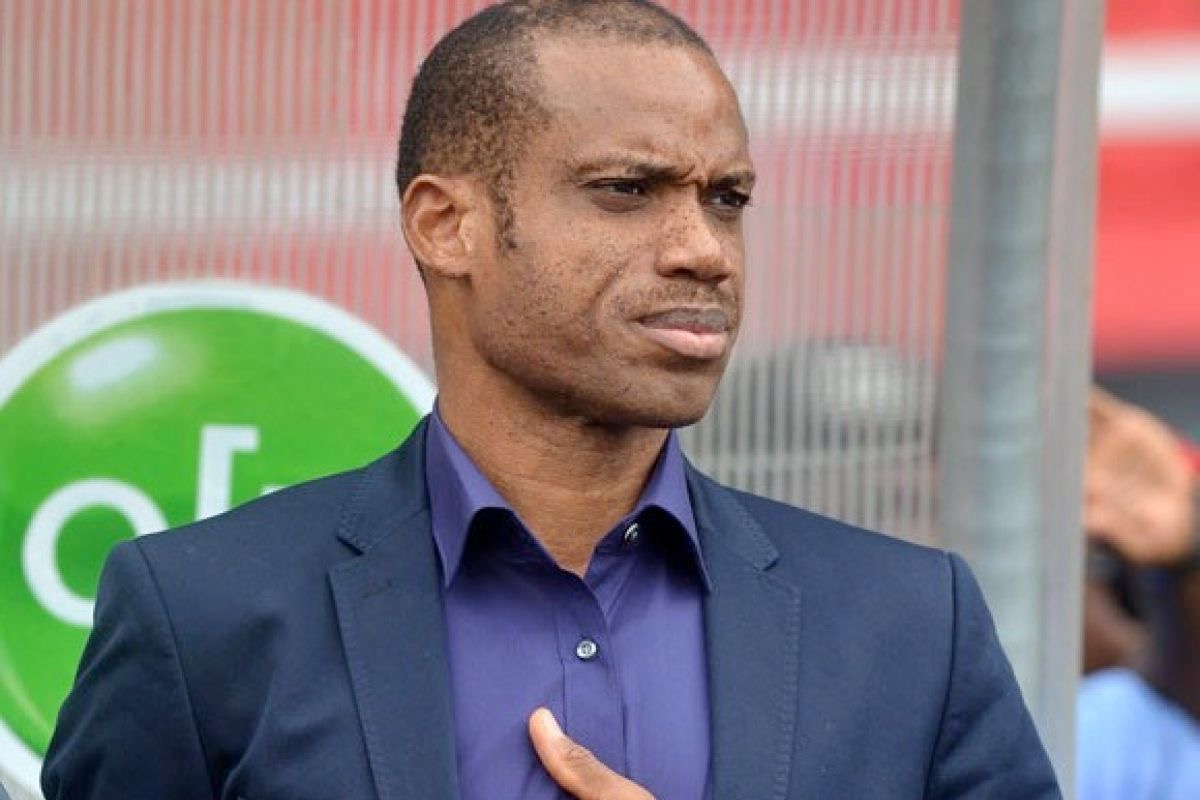 Ex Super Eagles Star – Oliseh Was A Disaster As Coach Of Super Eagles, Rohr Still Cleaning His Mess