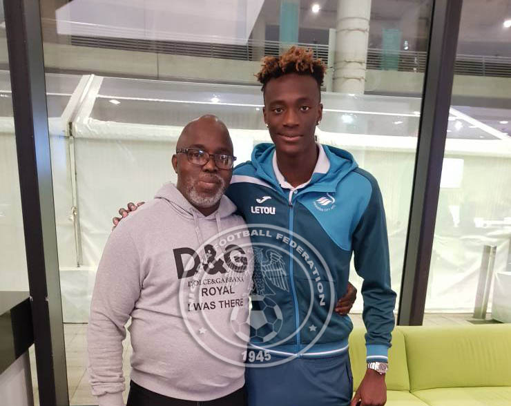 Pinnick Revisit Discussion With Tammy Abraham Over His Decision To Shun Nigeria For England