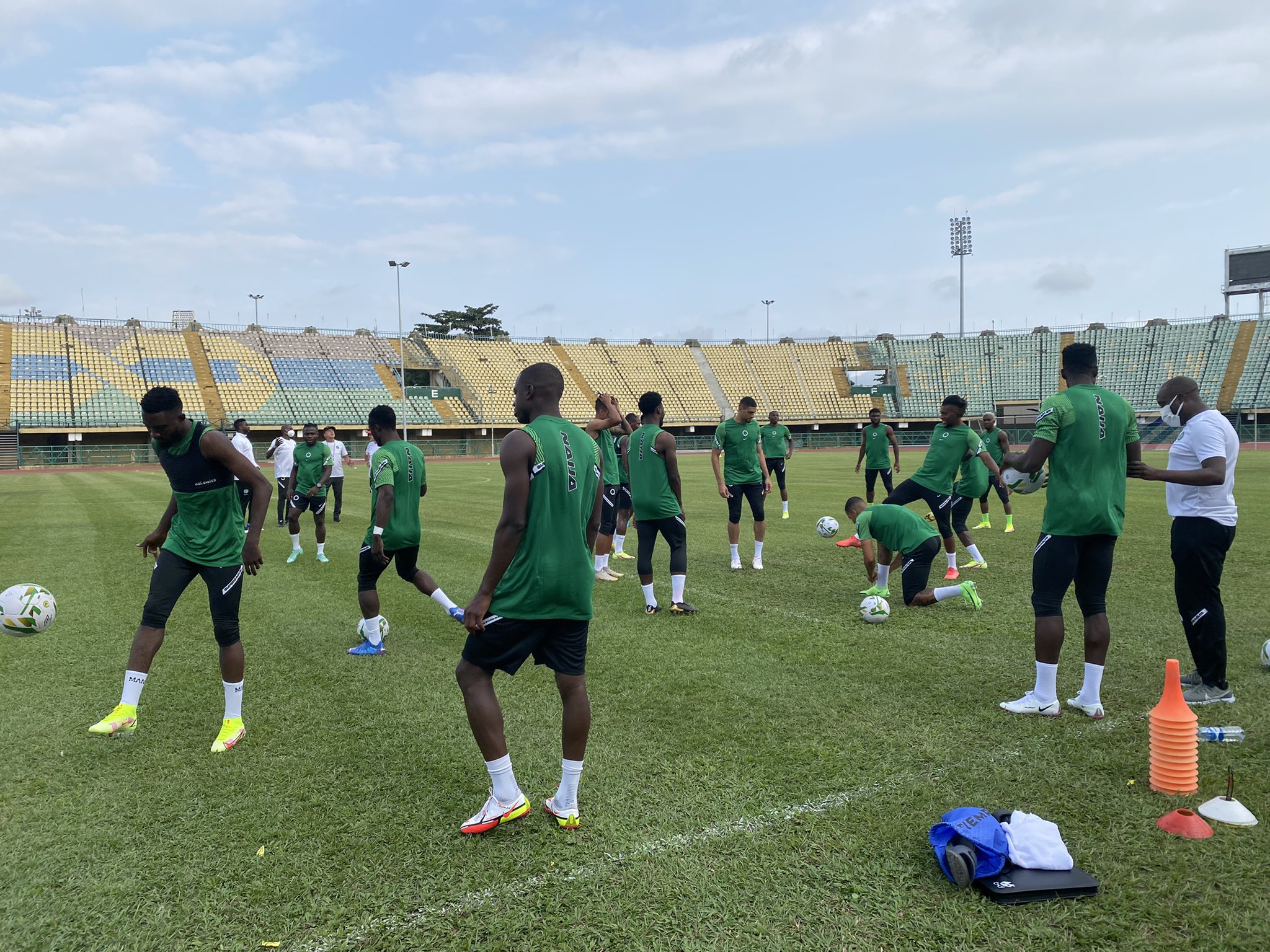 Goalkeeper Akpeyi Trains As Midfielder As Coronavirus Depletes Super Eagles Squad For Cape Verde Tie