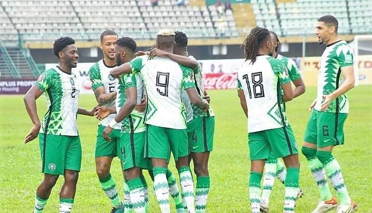 Super Eagles Training Lineup Hints At New Formation, Samuel Kalu As Number 10 For Cape Verde Tie