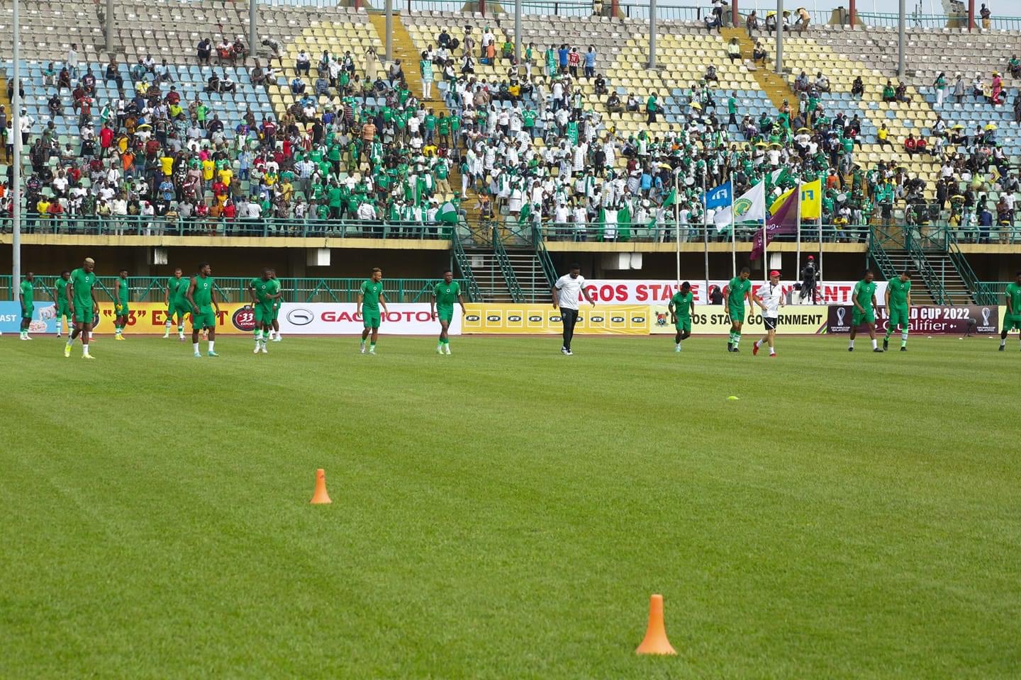 Super Eagles Training Details – Rohr Likely To Make Four Changes To Starting XI Against Cape Verde