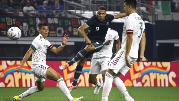 Dessers’s Style Fits Super Eagles Better Than Osimhen – Ex Chelsea Ace Tells New Coach Peseiro