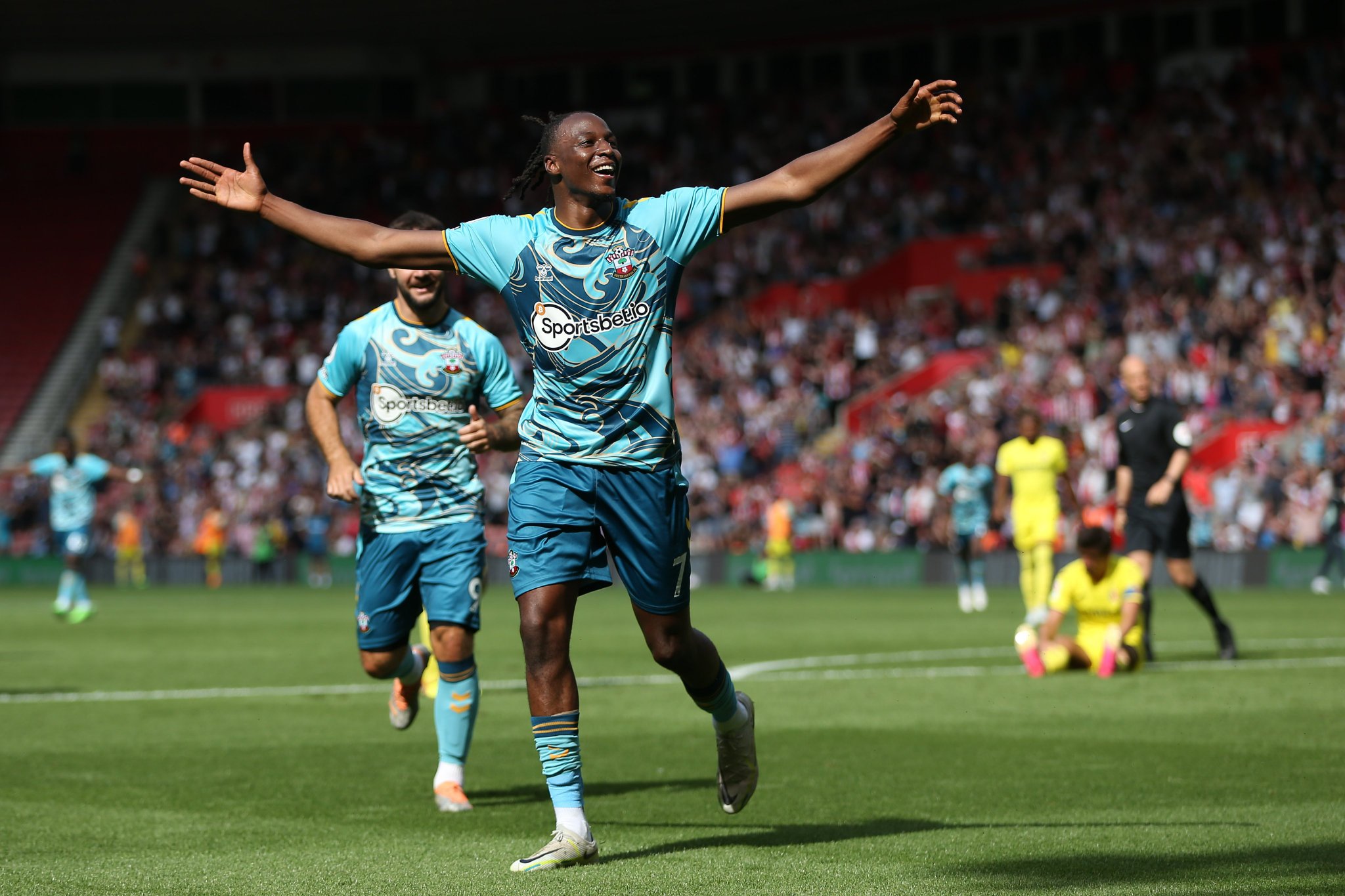 Southampton Coach Explains How Aribo Scored Messi-Esque Goal In Loss To Villarreal