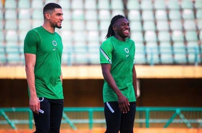 Dutch Legend Hits Back At Critics Of Super Eagles Defender – They Have Changed Their Opinion