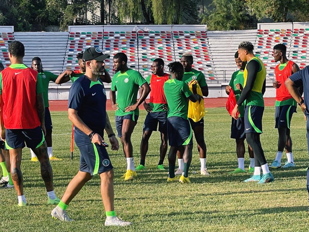 Super Eagles Training Hints At Bassey Pairing Akpoguma In Defence Against Algeria