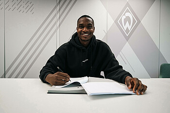 Bundesliga Side Werder Bremen Confirms Signing Of 17 Year Old Nigerian Defender Daniel Kelechi Ihendu