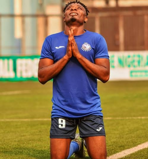 NPFL Top Scorer Emeka Obioma Joins Tunisian Giants Esperance