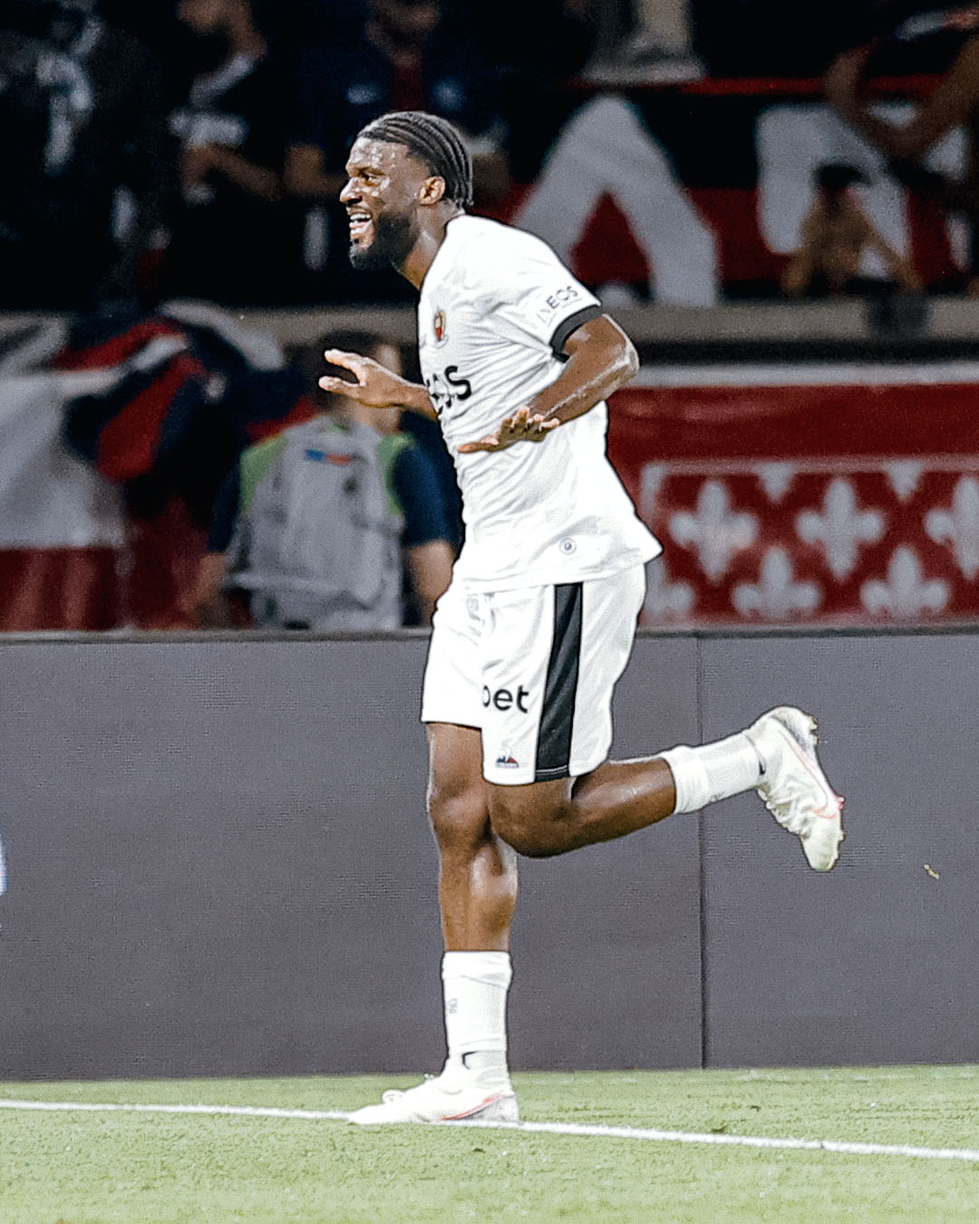 Super Eagles Forward Condemns PSG To Defeat With Brace And Assist In Shock 3-2 Win