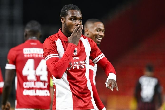 George Ilenikhena – 17 Year Old Lagos Boy Who Scored Winner For Antwerp In Shock Win Over Barcelona