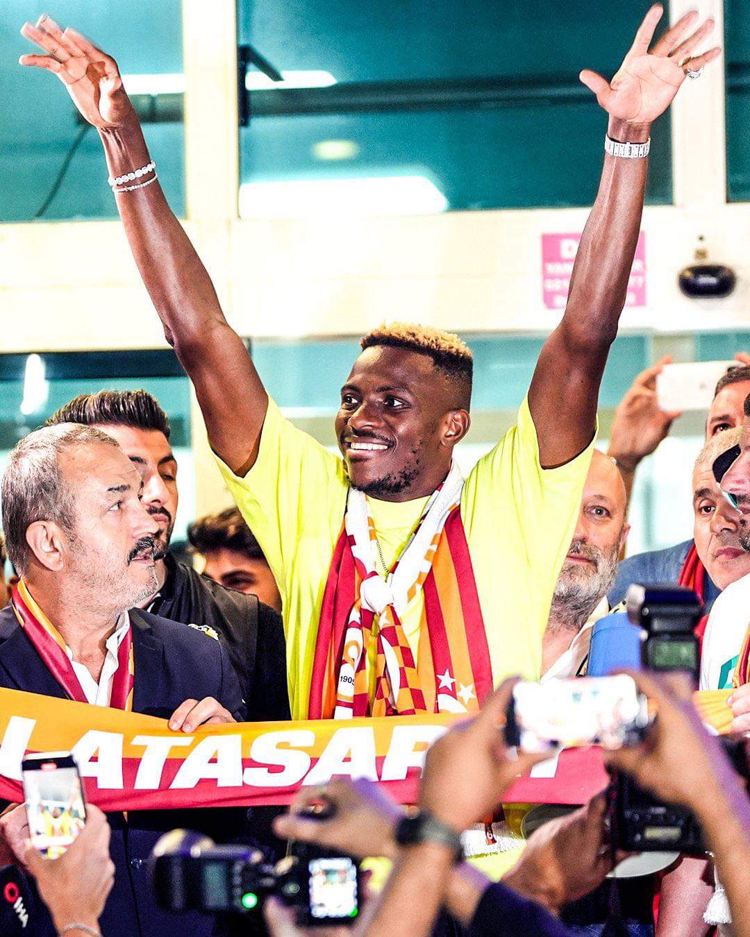 Osimhen Picks Balotelli’s Shirt Number As His New Number At Galatasaray, Hits Super Eagles Camp