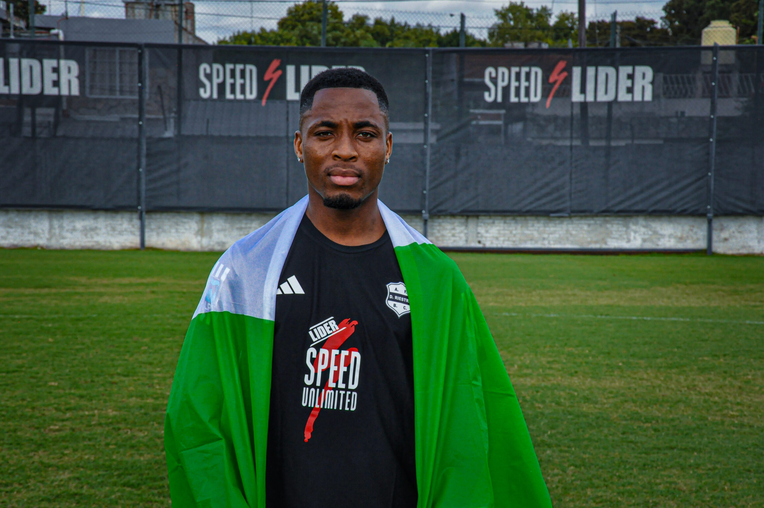 Top Division Argentina Side Announce Signing Of Nigerian Winger Nsumoh