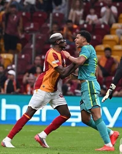Odemwingie Tells Osimhen To Watch His Poor Behaviour After Latest Fight Incident