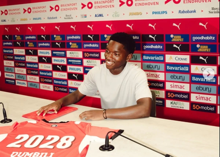 18 Year Old Nigerian Striker Signs New Deal With Dutch Giants PSV