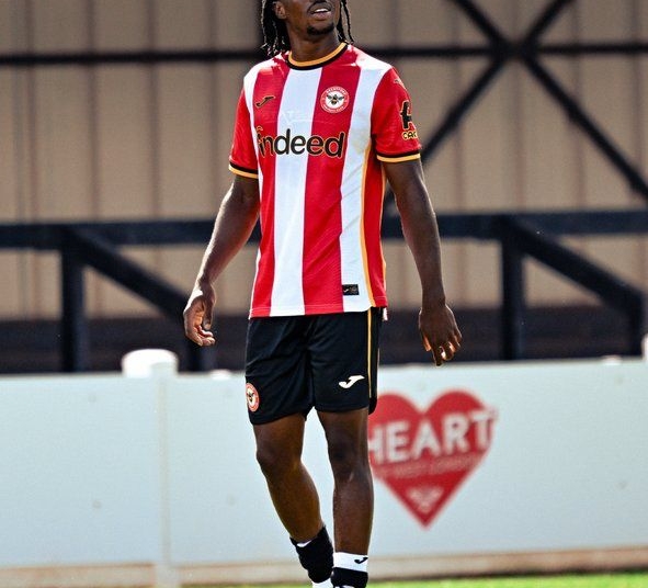 Brentford Celebrate Return Of Benjamin Fredrick To Match Action